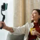 10 Cara Membuat Daily Vlog dengan HP, Cocok untuk Pemula