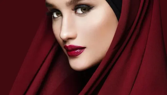 5 Model Hijab Khas Timur Tengah yang Jadi Tren di 2025, Tampil Anggun bak Putri Padang Pasir di Bulan Muharram