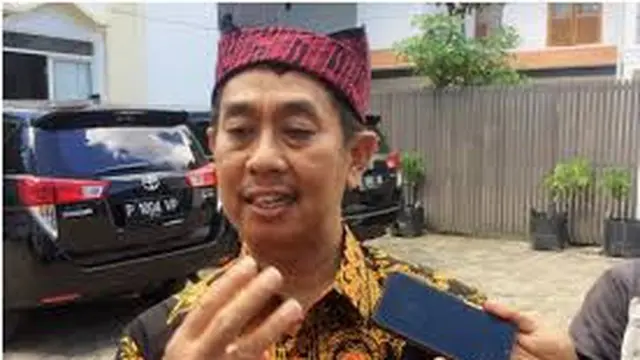 Kadispendik Banyuwangi Tegaskan Seragam dan Buku Pendamping Tak Wajib Dibeli di Sekolah
