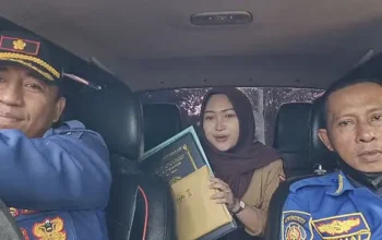 Siswi SMK Minta Bantuan Damkar Ambil Rapor, Cerita Ini Bikin Haru