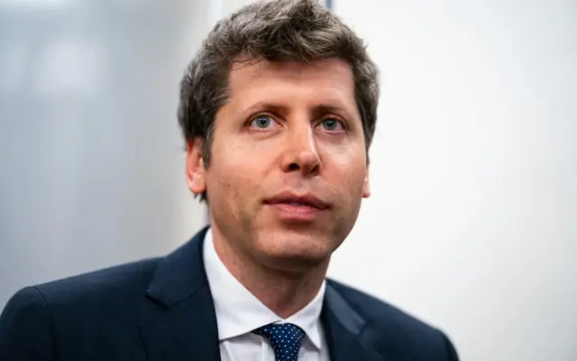 Sam Altman, CEO OpenAI, dalam potret dekat.